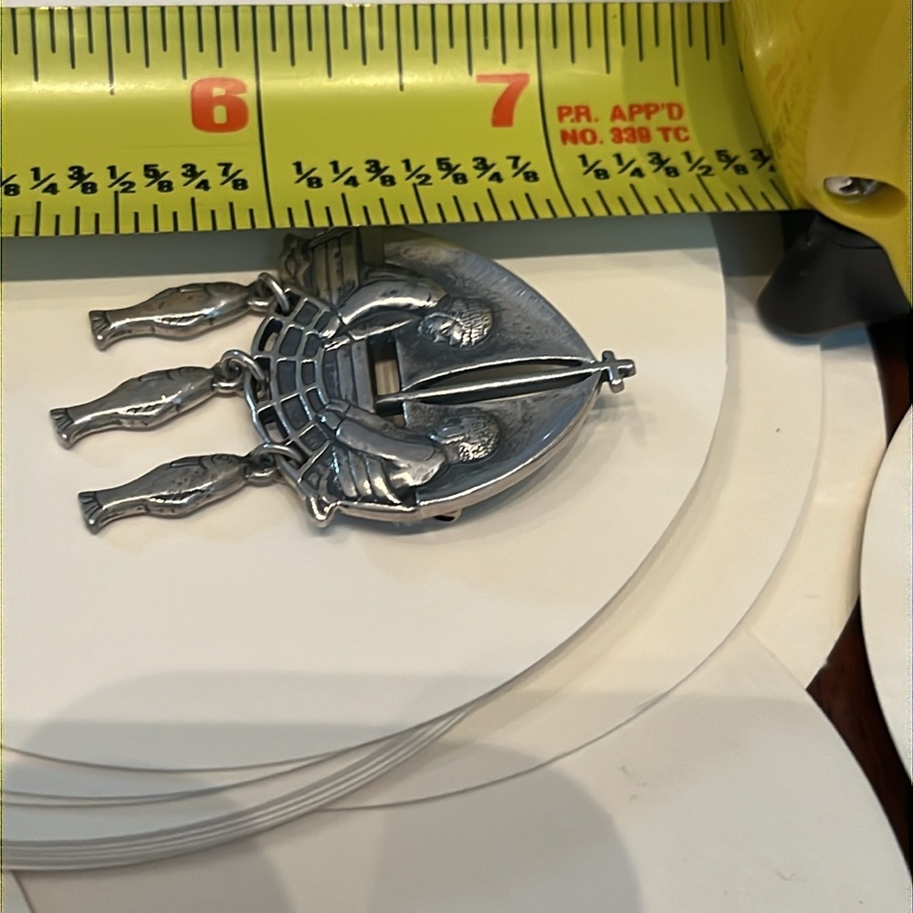 James Avery Sterling silver Fishers of Men pin brooch boat with 3 dangling fish - Picture 7 of 7